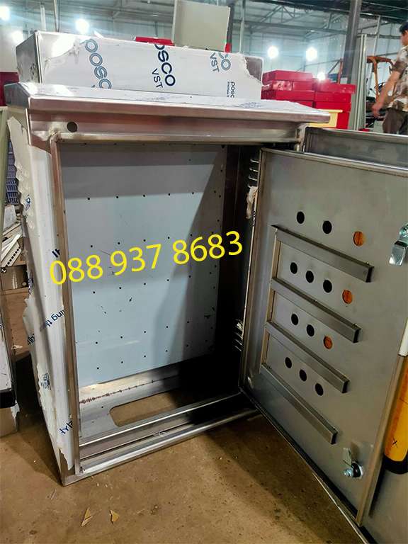 Tủ điện 2 lớp inox 600x400x250x1mm