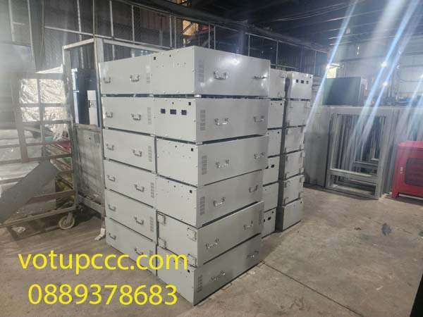 thùng đựng pin mặt trời thùng đựng pin mặt trời