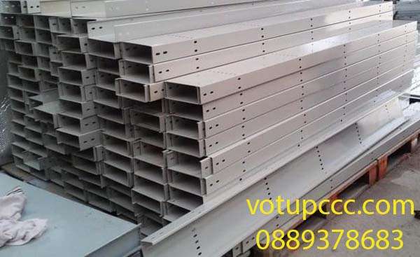Mang-cap-200x50x1mm Máng cáp 200x50x1mm